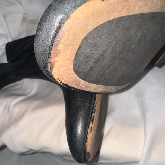 BIRDIES THE STARLING 50
BOOTIE Elegant Black Ankle Boots size 9 - Picture 13 of 16